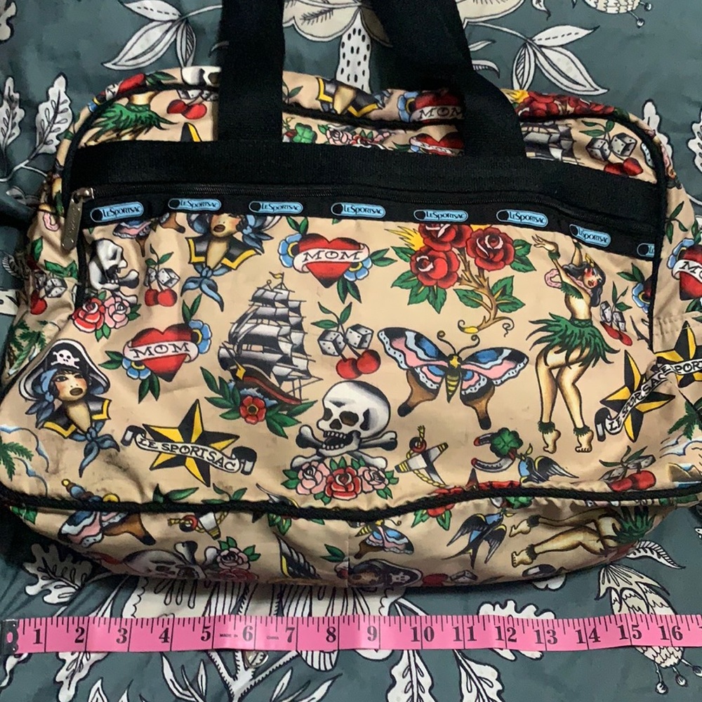 COPY - LeSportsac shoulder bag. GREAT PATTERN